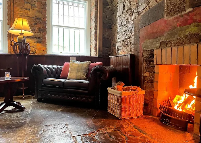 Castle Hotel
